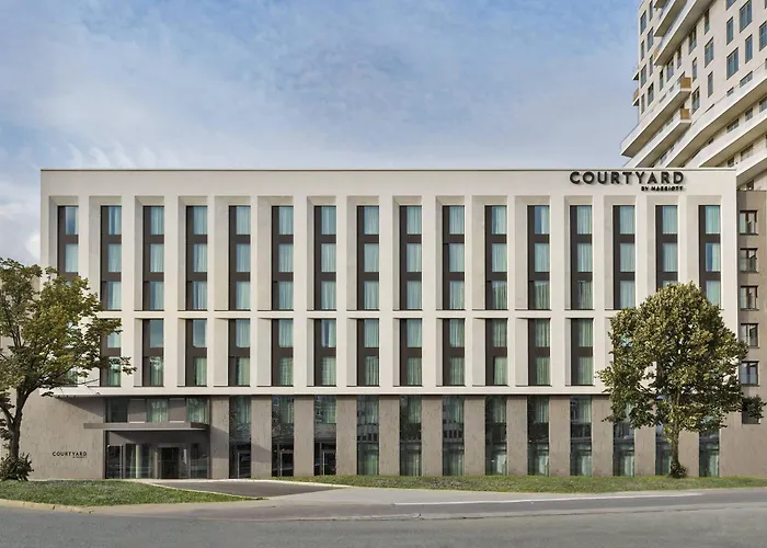 Courtyard By Marriott Hamburg City